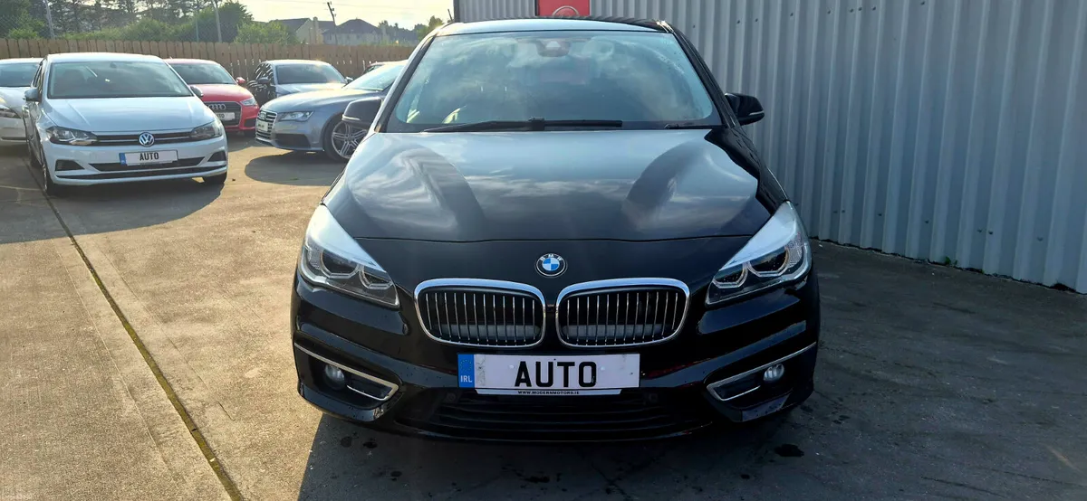 BMW 218d automatic luxury line mpv low kms - Image 4