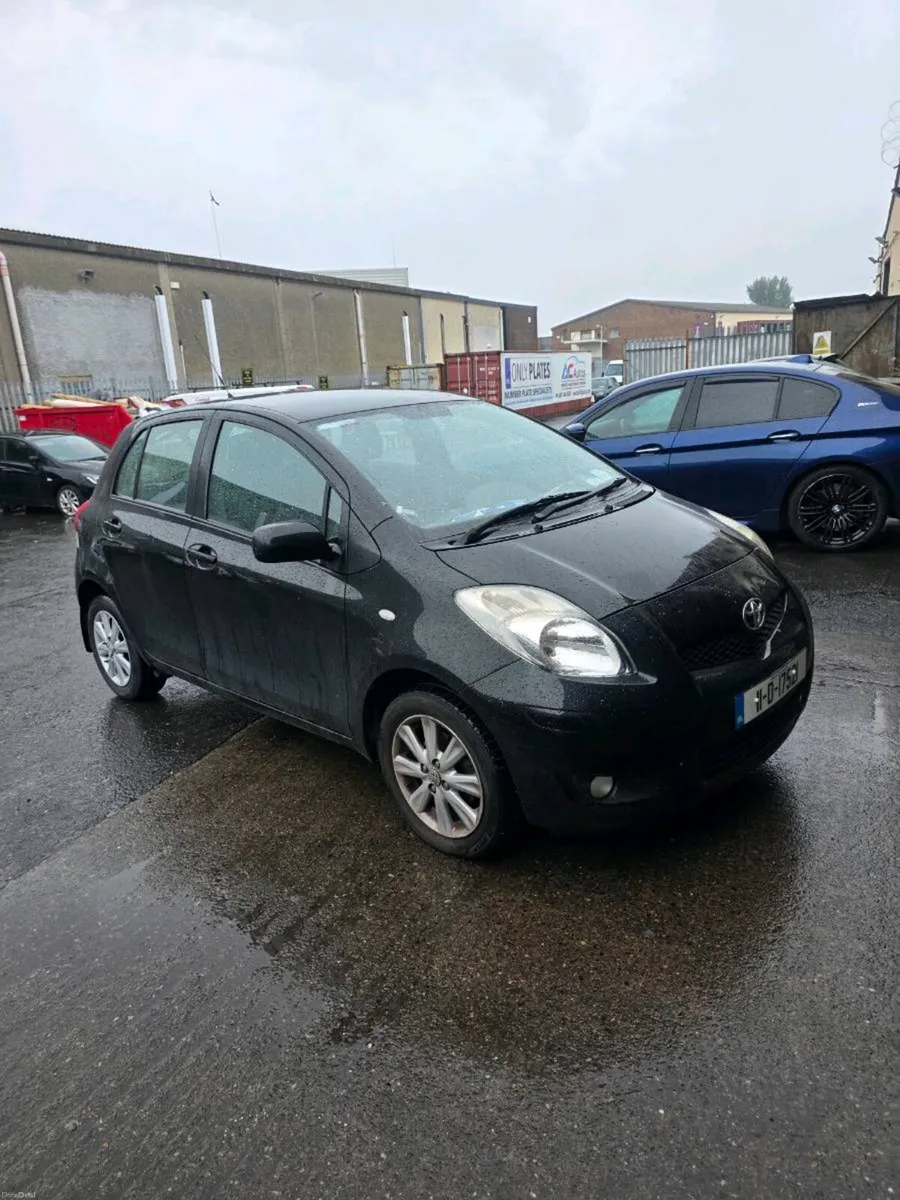 Toyota yaris - Image 1
