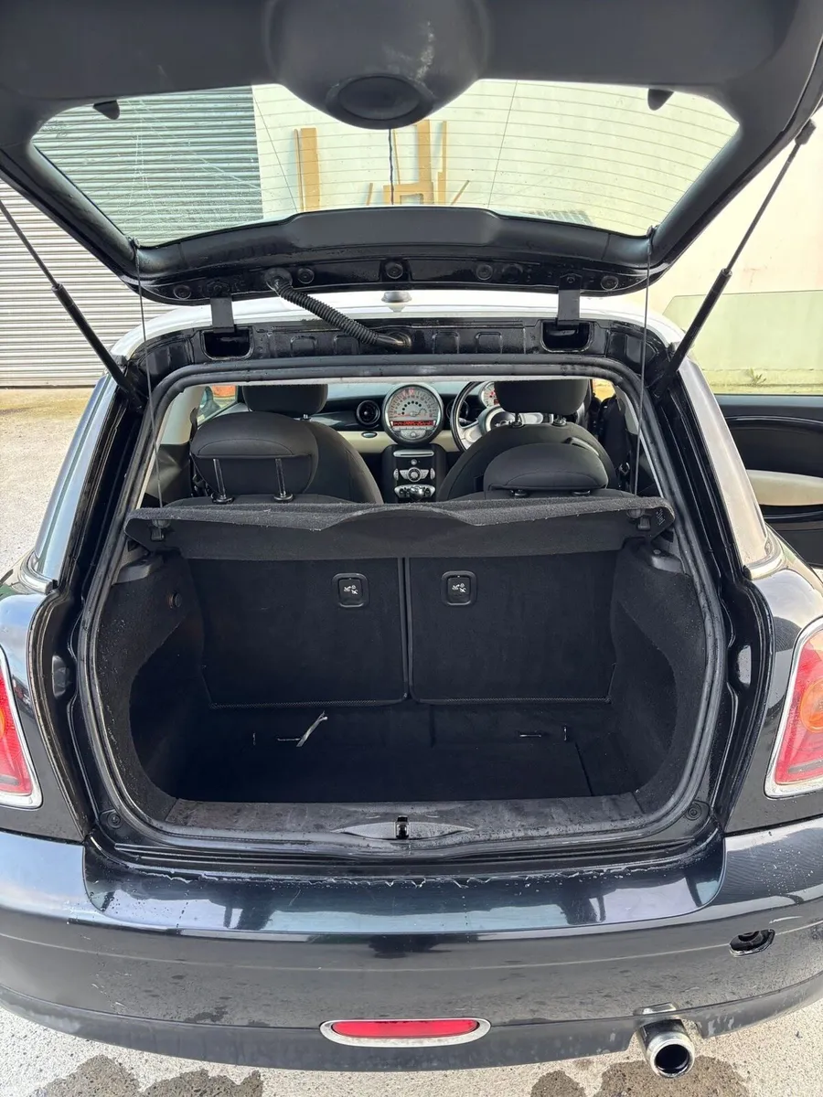 car - Image 6