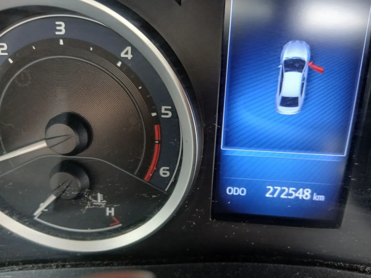 Toyota Corolla 2017 - Image 4