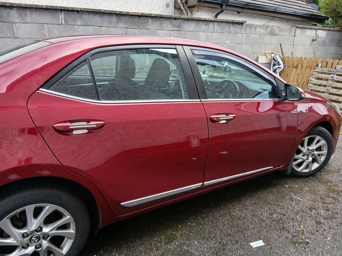 Toyota Corolla 2017 - Image 6