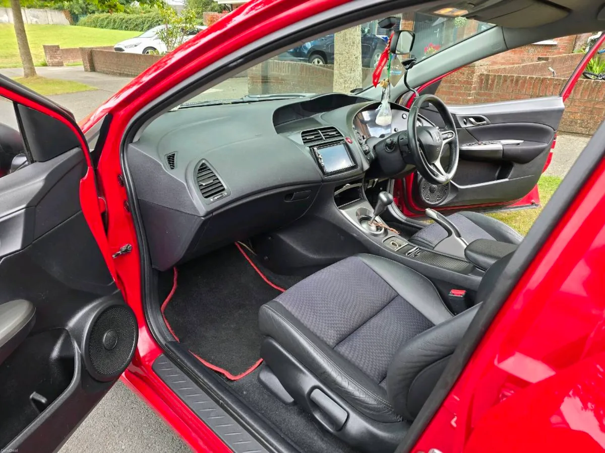 Honda Civic - Image 6