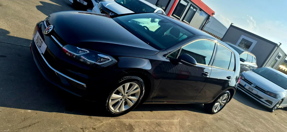 Volkswagen Golf auto 1.2 dsg comfort 7.5 new model - Image 4