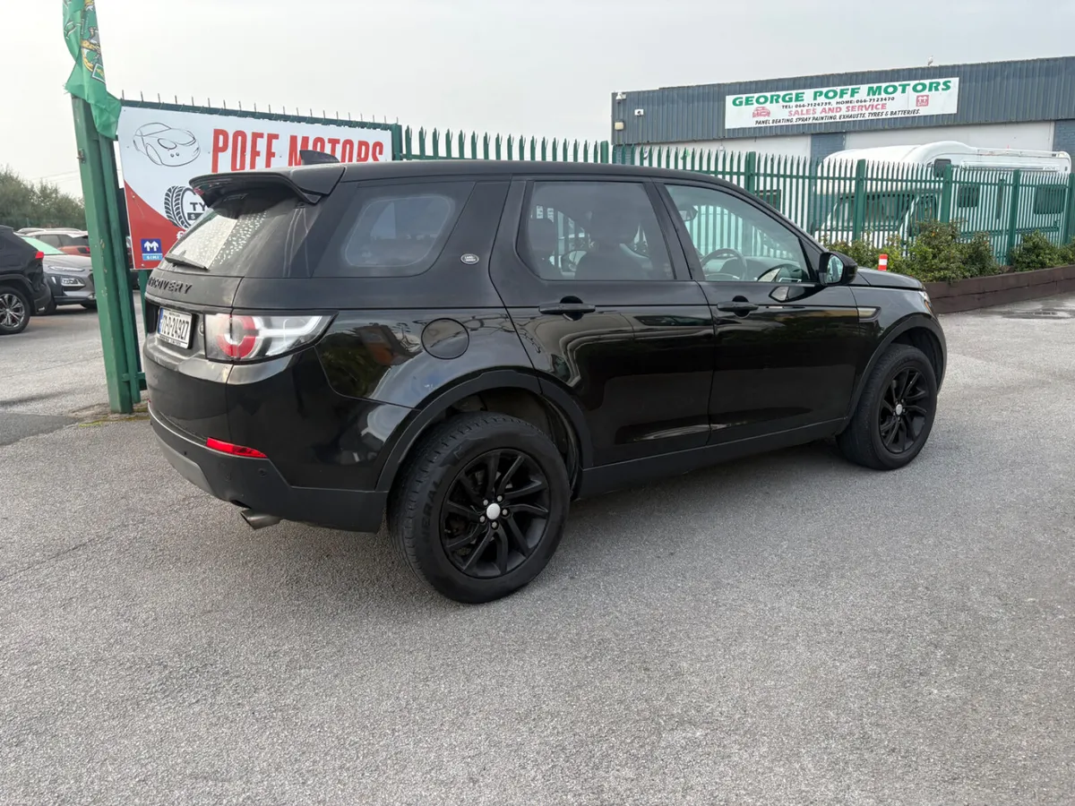 Land Rover Discovery Sport 2017 7 seater - Image 3
