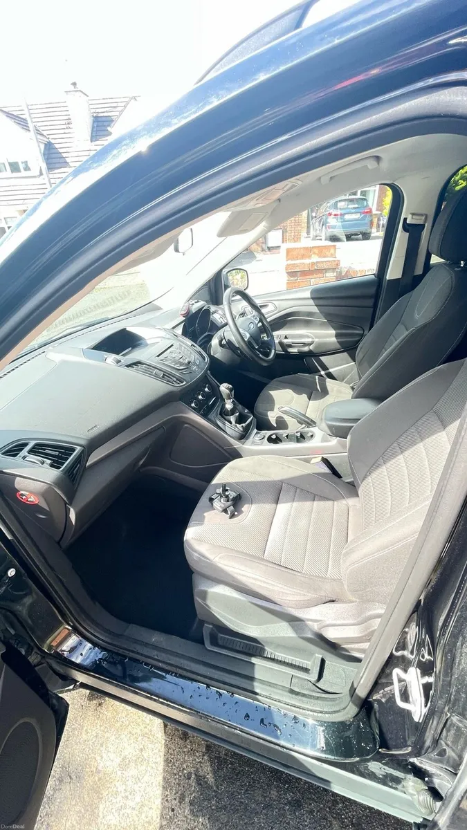 Ford Kuga - Image 4