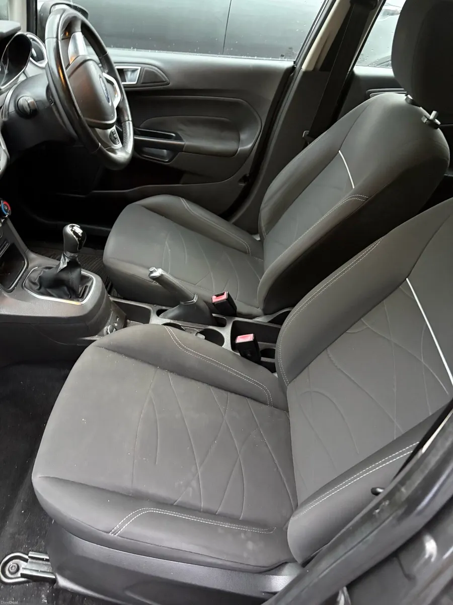 Ford Fiesta - Image 6