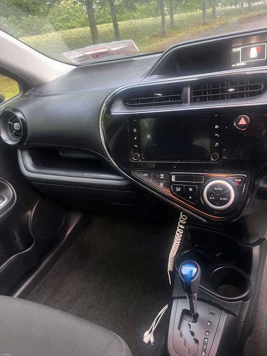 2020 TOYOTA AQUA AUTO HYBRID 1.5 PETROL - Image 3