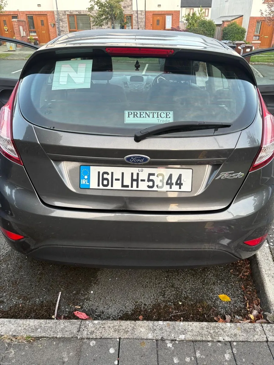 Car - Image 4