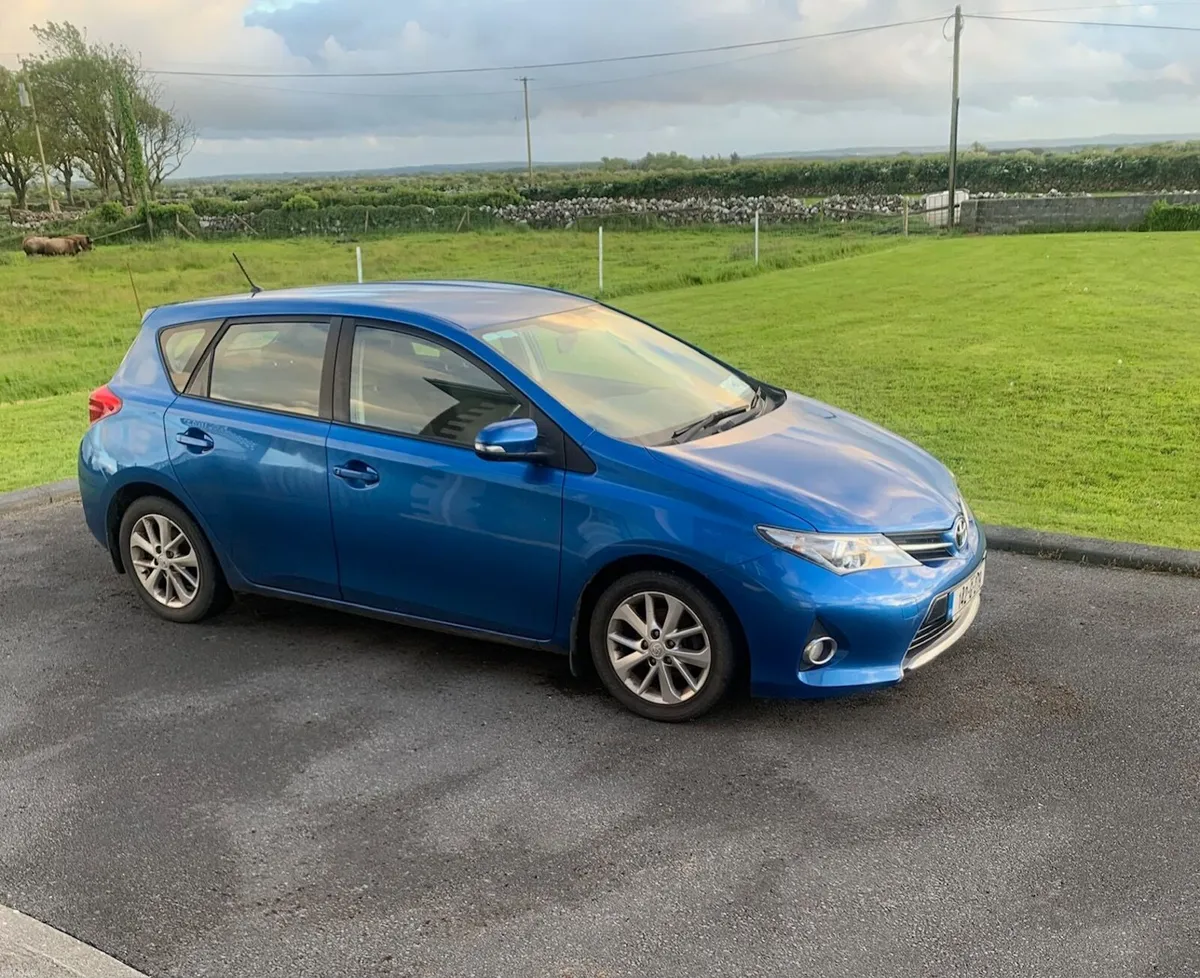 Toyota Auris 2014 Galway - Image 1