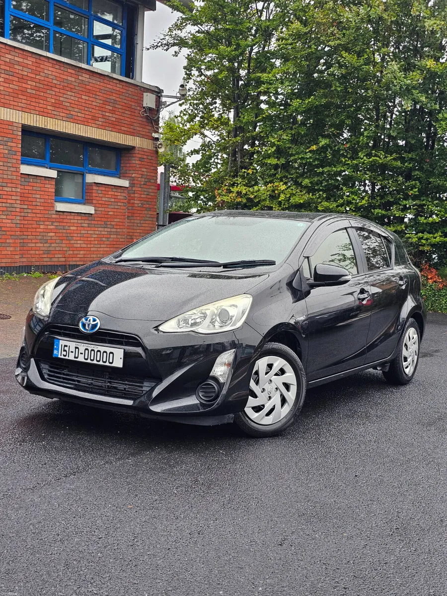 Toyota Aqua 2015 - Image 1