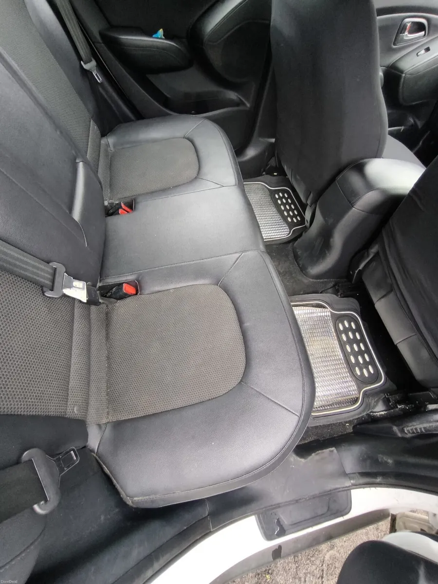 2015 Hyundai ix35 1.7 CRDi Executive - Image 5