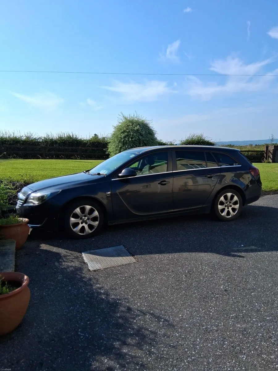 Vauxhall Insignia 2013 - Image 1
