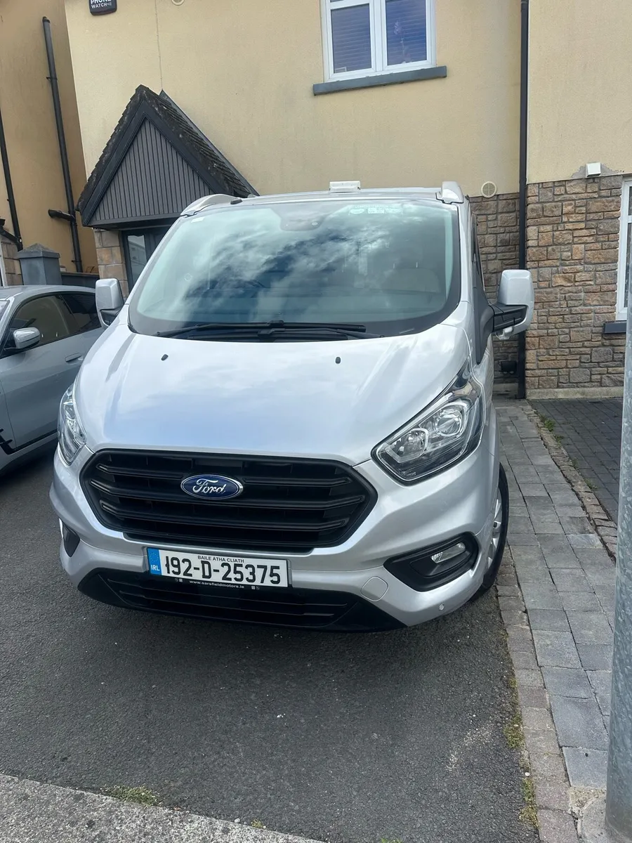 Camper van - Image 1