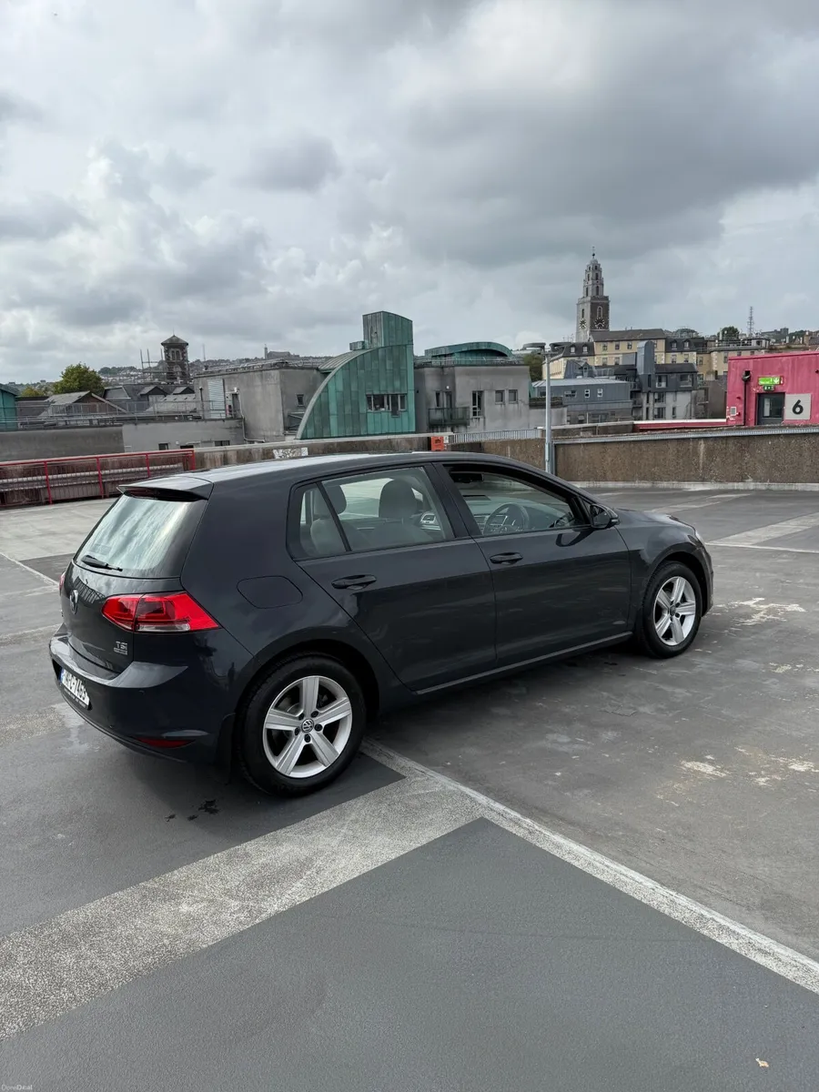 Volkswagen Golf 2014 - Image 5