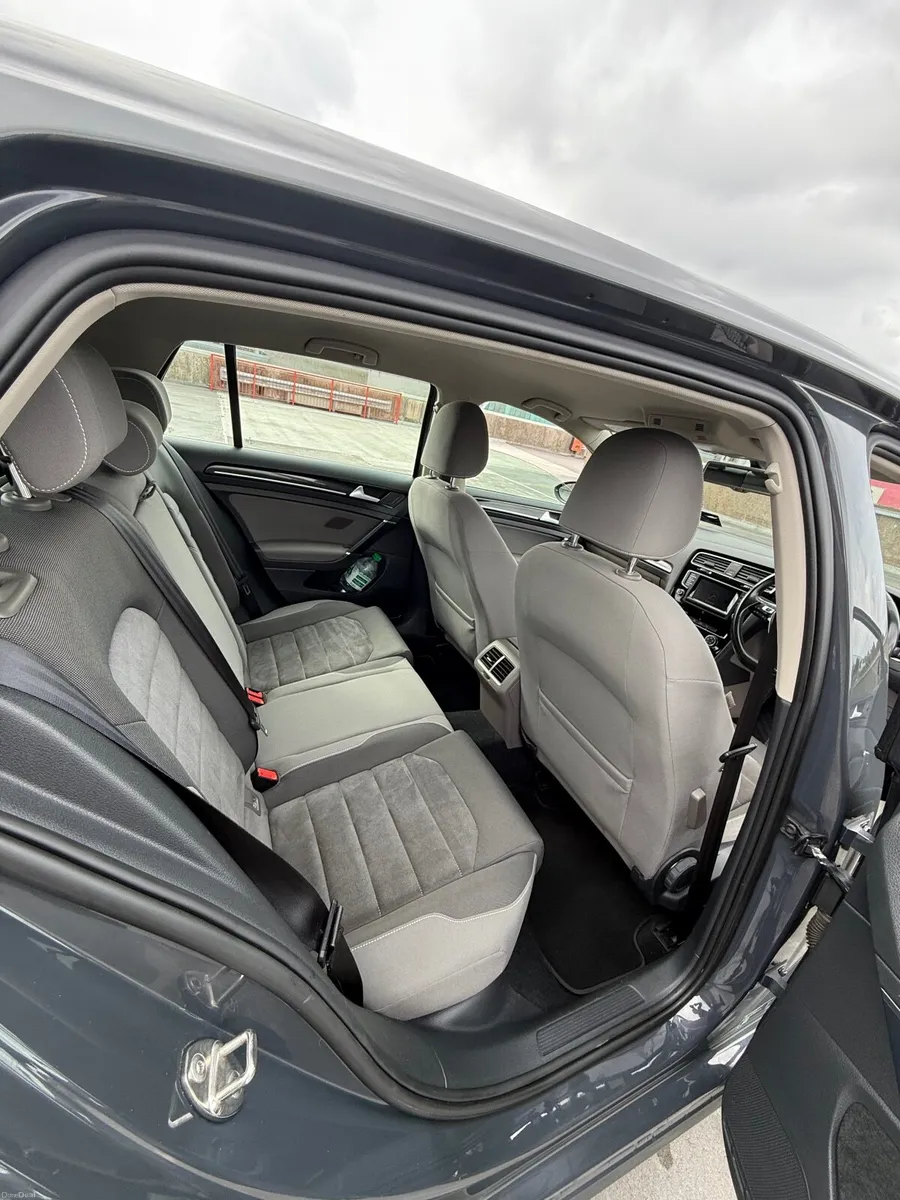 Volkswagen Golf 2014 - Image 3