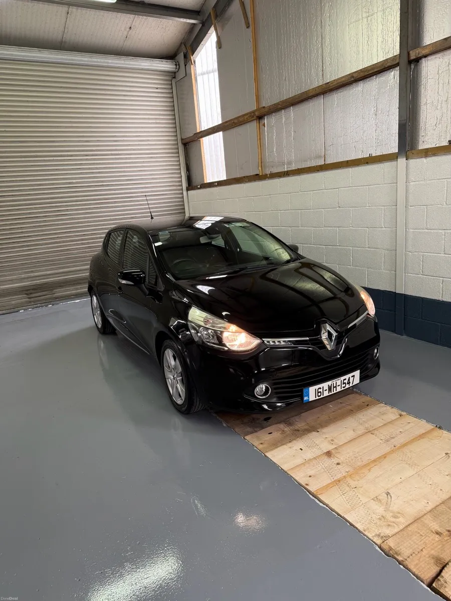 Renault Clio - Image 3