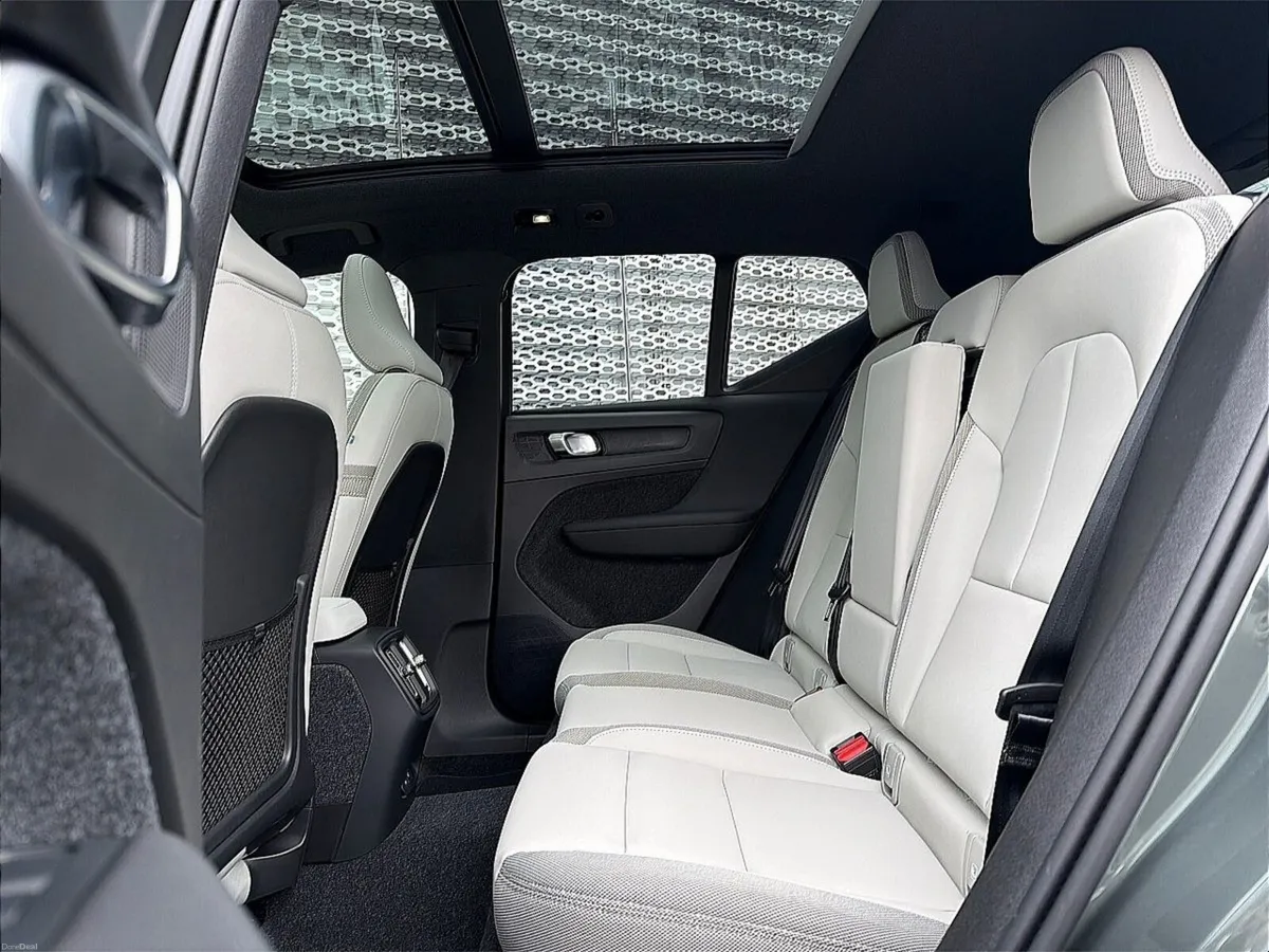 Volvo EX40 BEV 231hp Ultimate - Image 6