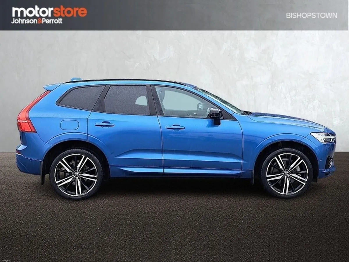 Volvo XC60 T8 (390hp) PHEV R-Design Pro Auto AWD - Image 6