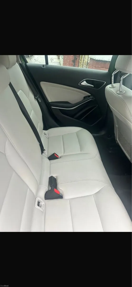 Mercedes Benz A180 - Image 5