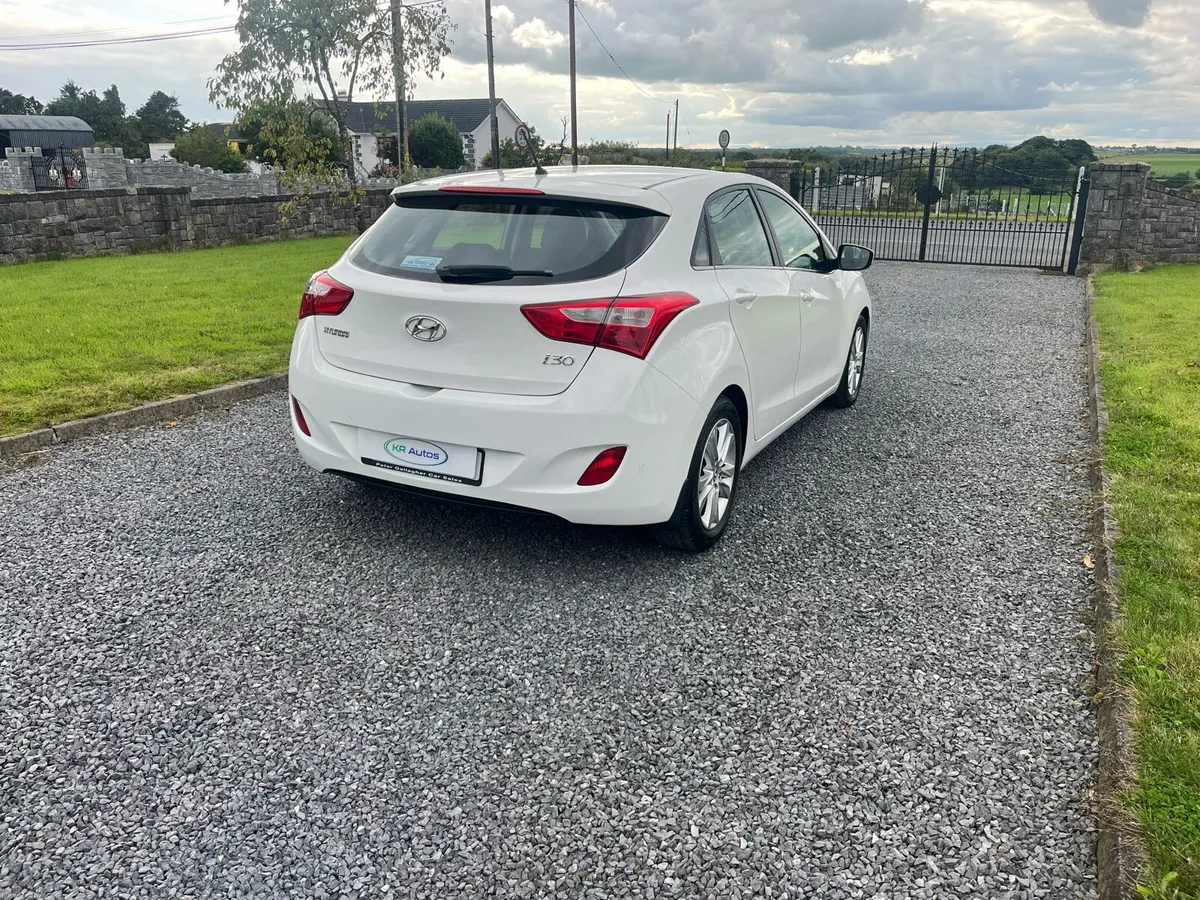 2013 Hyundai i30 1.6 diesel - Image 4