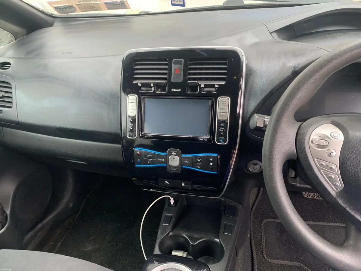 Car - Image 5