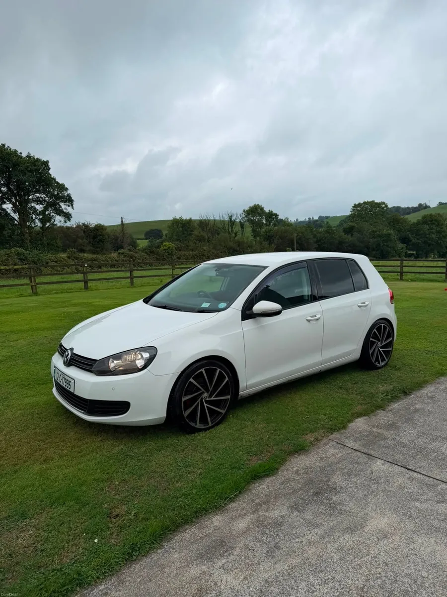 Volkswagen Golf 2012 - Image 3