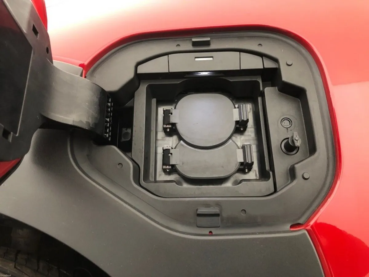 Toyota bZ4X BZ4X SPORT - Image 6