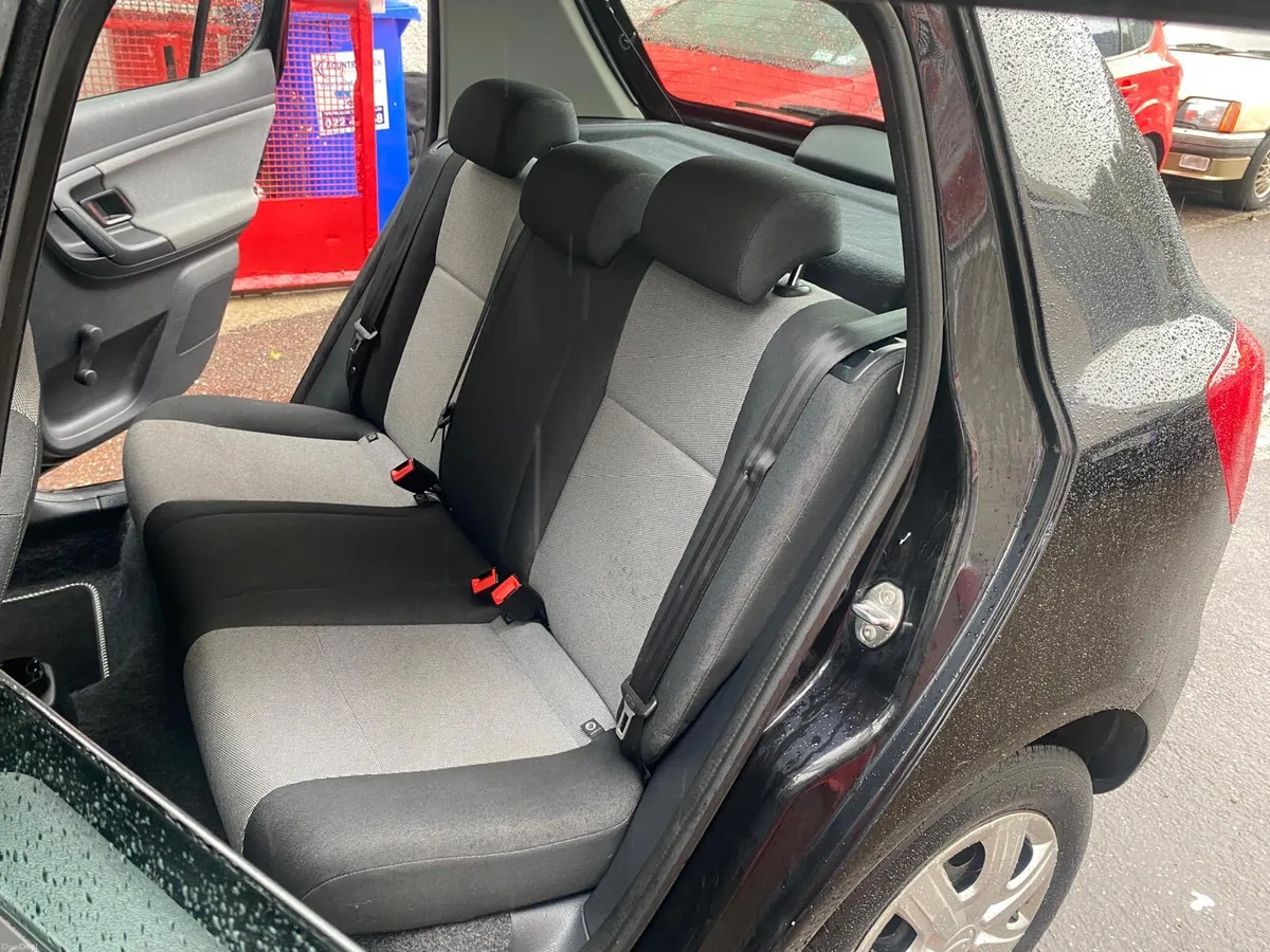 Skoda Fabia 2015 - Image 4