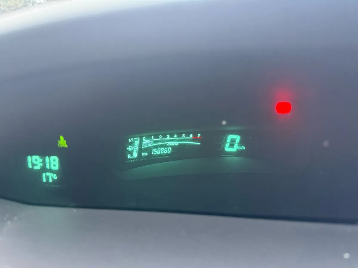 Toyota Yaris - Image 4