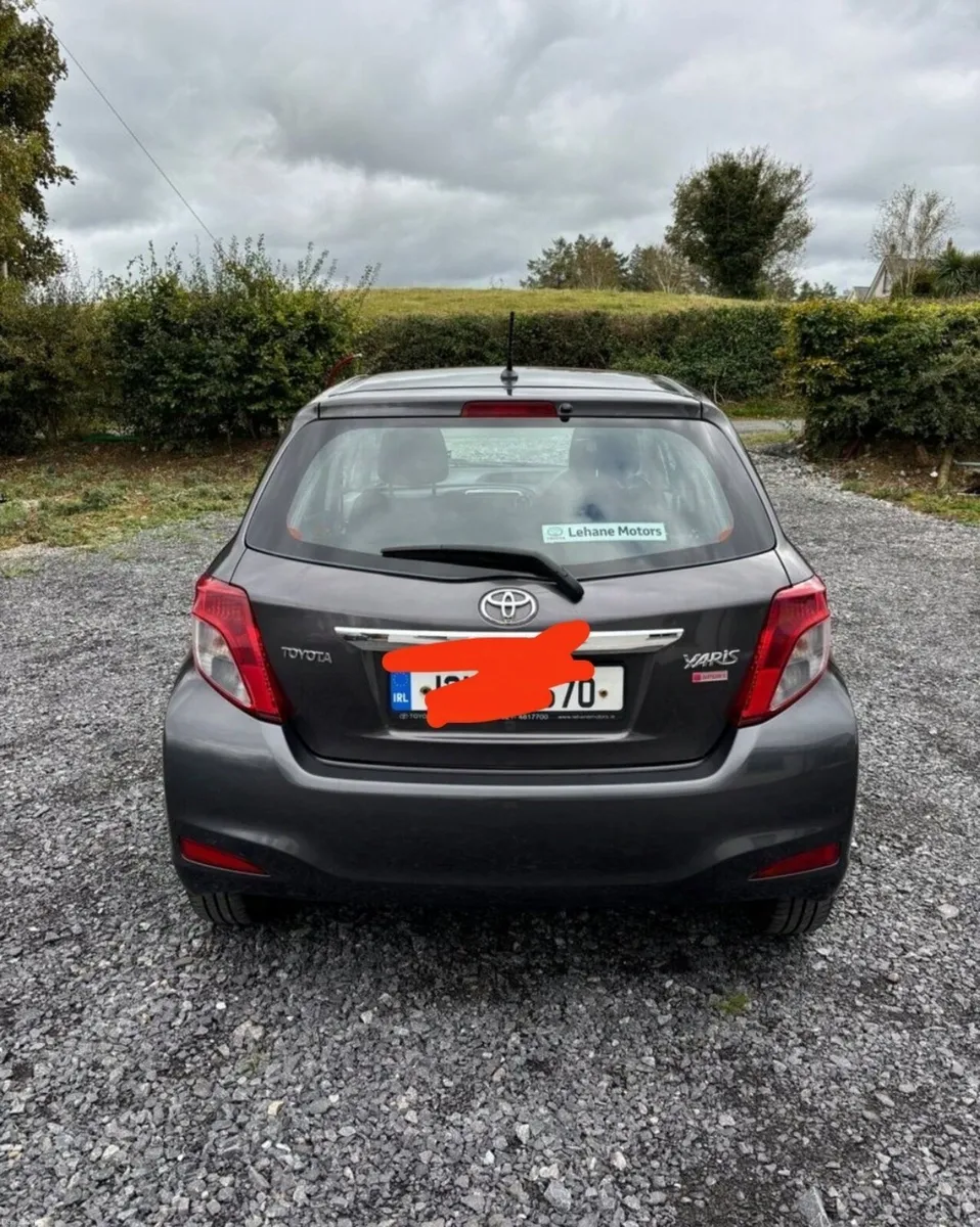 Toyota Yaris - Image 6