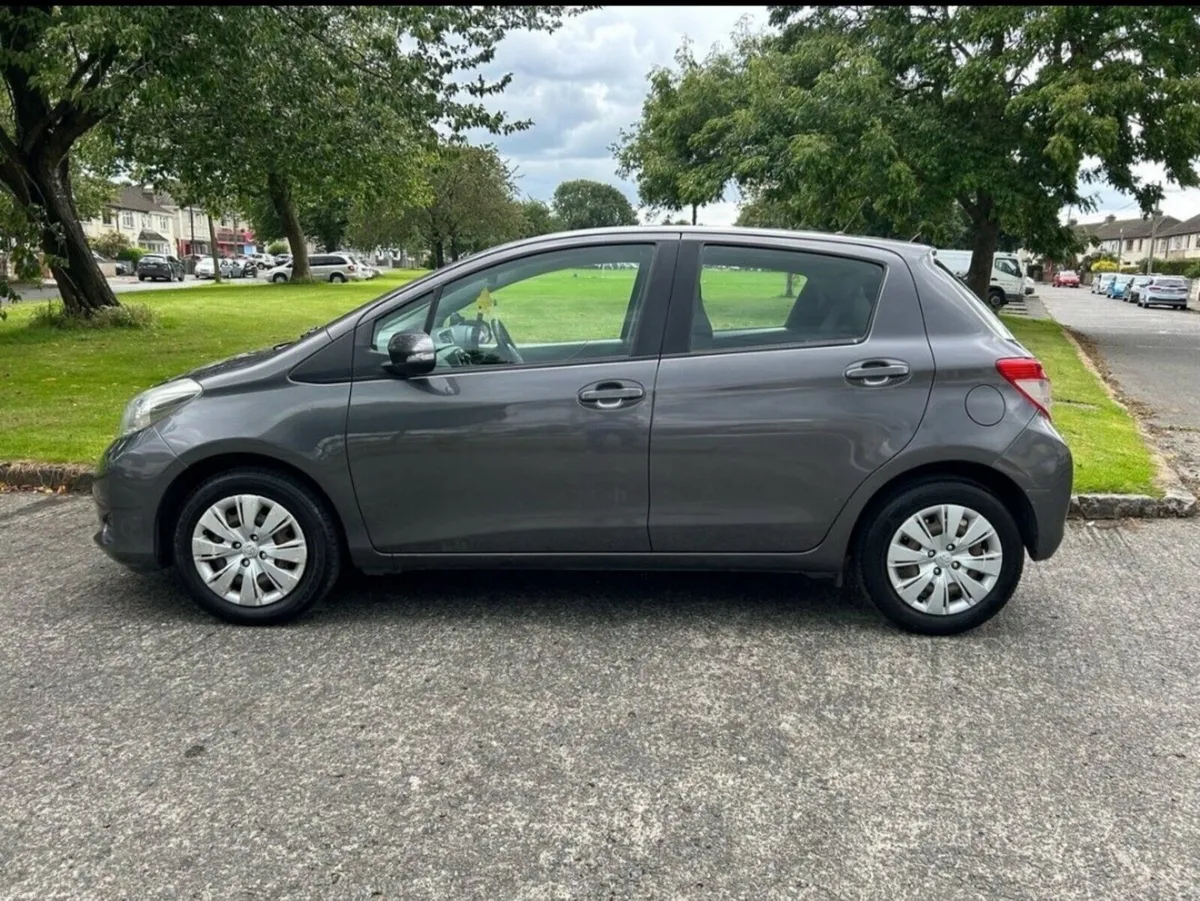 Toyota Yaris - Image 5