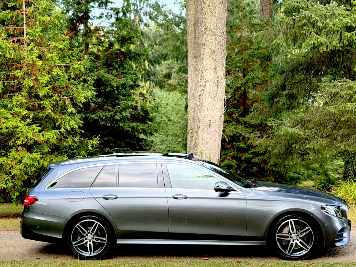 E220 AMG PREMIUM PLUS ESTATE * LOW KMS * - Image 5