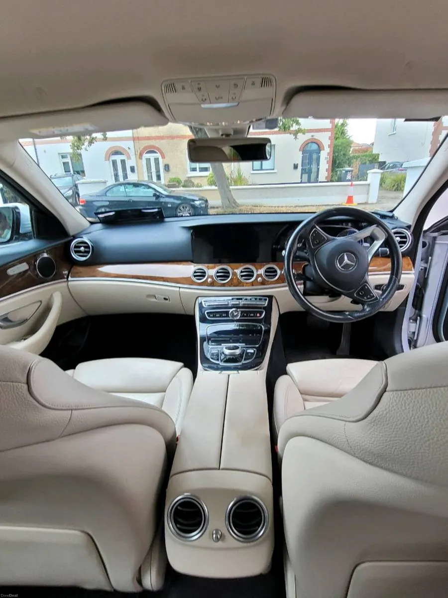 Mercedes E220 Avantgarde - Image 5