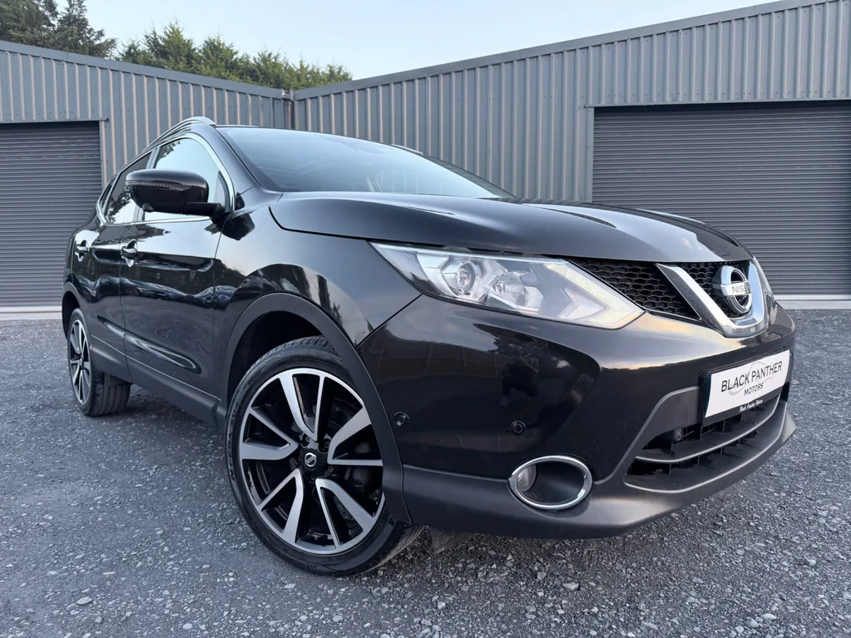 Nissan Qashqai 162’ Premium LOW MILEAGE/HIGH SPEC - Image 1