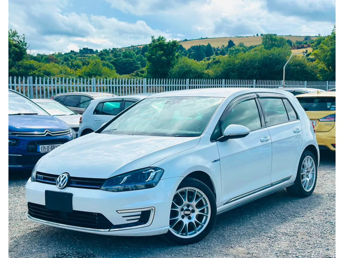Volkswagen Golf GTE - 1.4L Plug in Hybrid - Auto L - Image 3