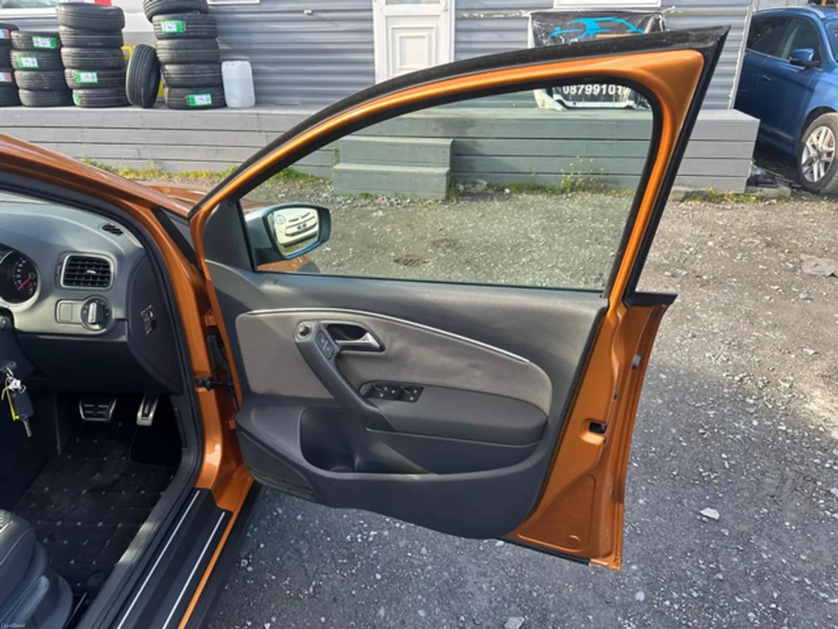 Volkswagen Polo 1.2L Automatic Petrol Low Mileage - Image 5