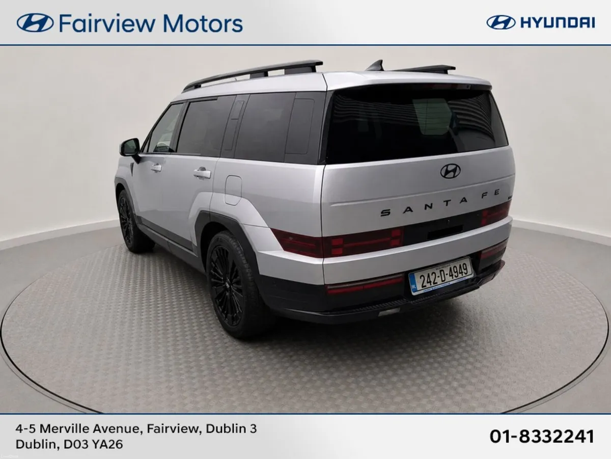 Hyundai Santa Fe PHEV CALLIGRAPHY ** Top Spec ** - Image 4