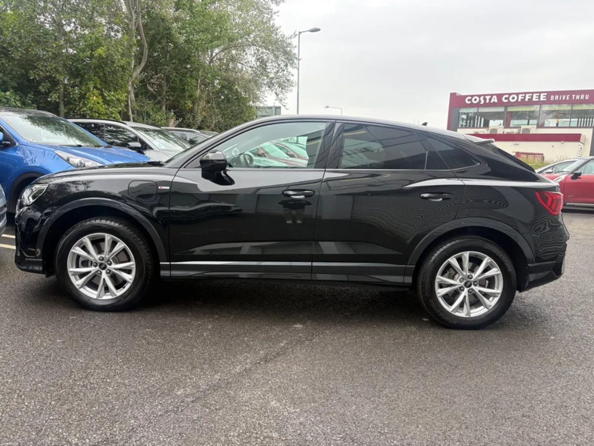 Audi Q3 1.4 PETROL HYBRID S-LINE AUTO - Image 4