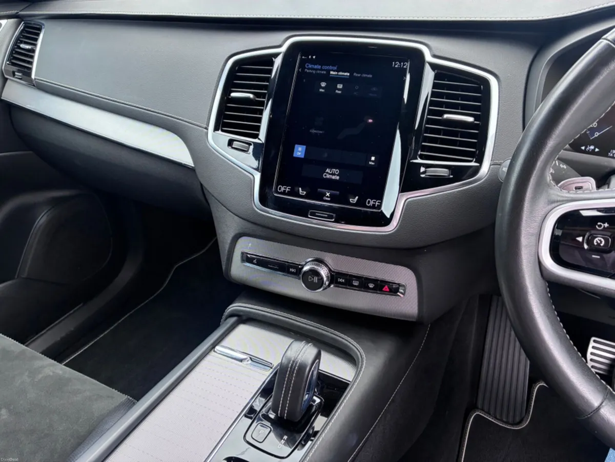 Volvo XC90 2.0 T8 R-DESIGN 390 BHP AWD - Image 3