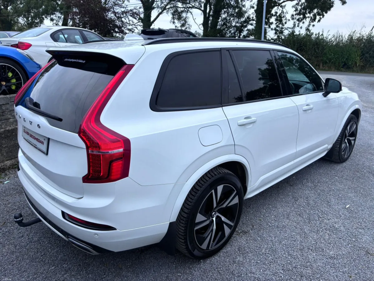 Volvo XC90 2.0 T8 R-DESIGN 390 BHP AWD - Image 2