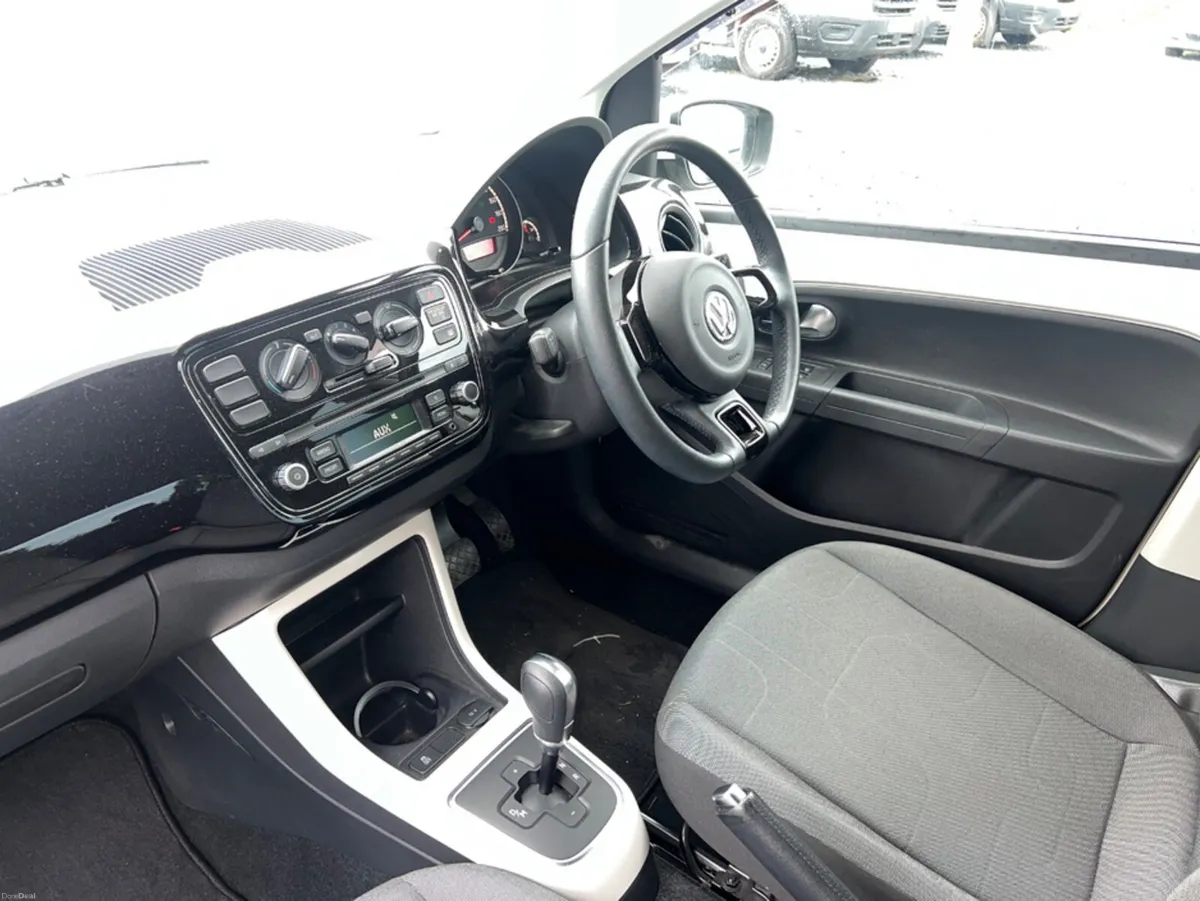 Volkswagen up! AUTO 1.0 - Image 5