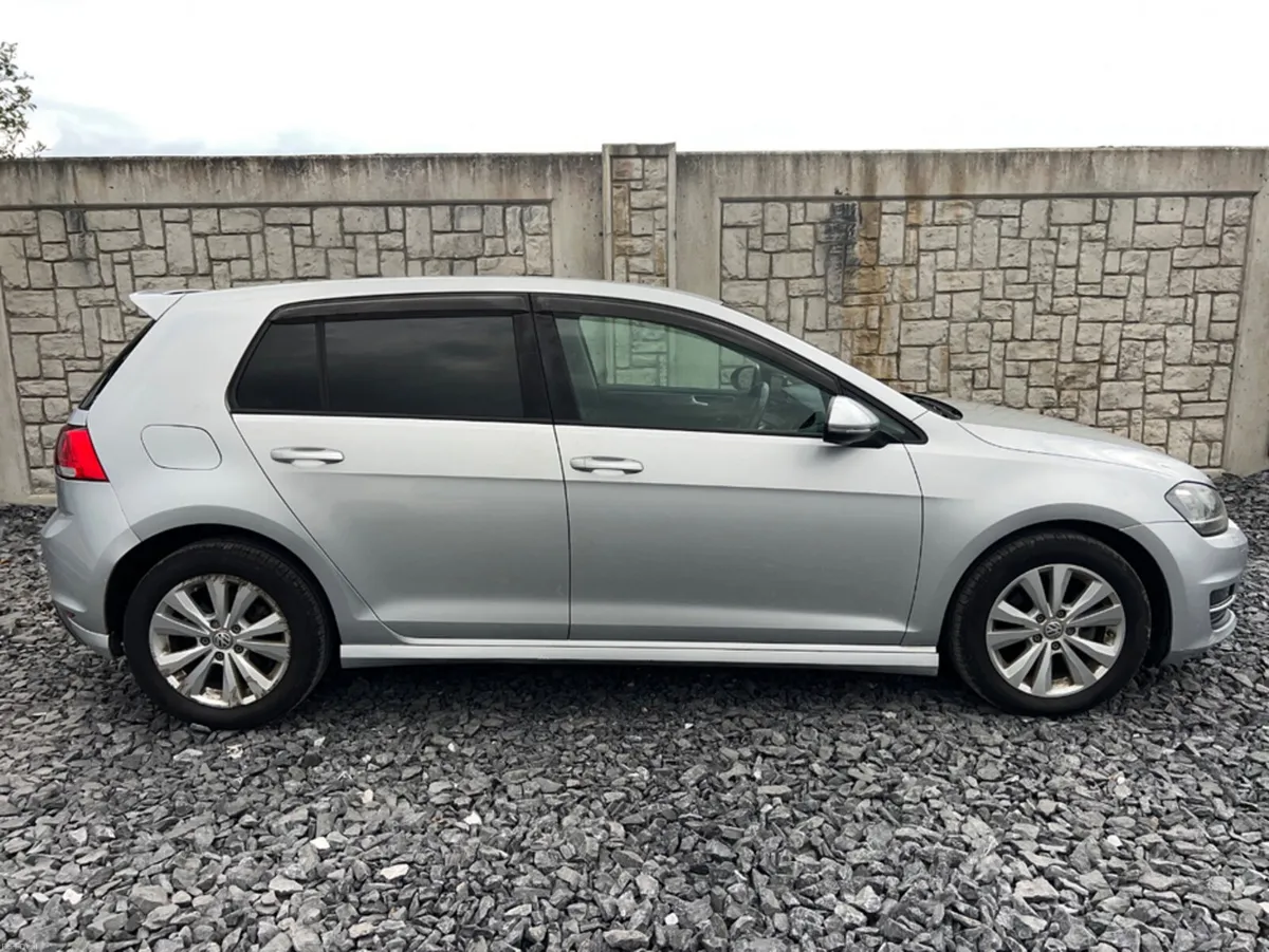 Volkswagen Golf 1.2 TSI SE - Image 4