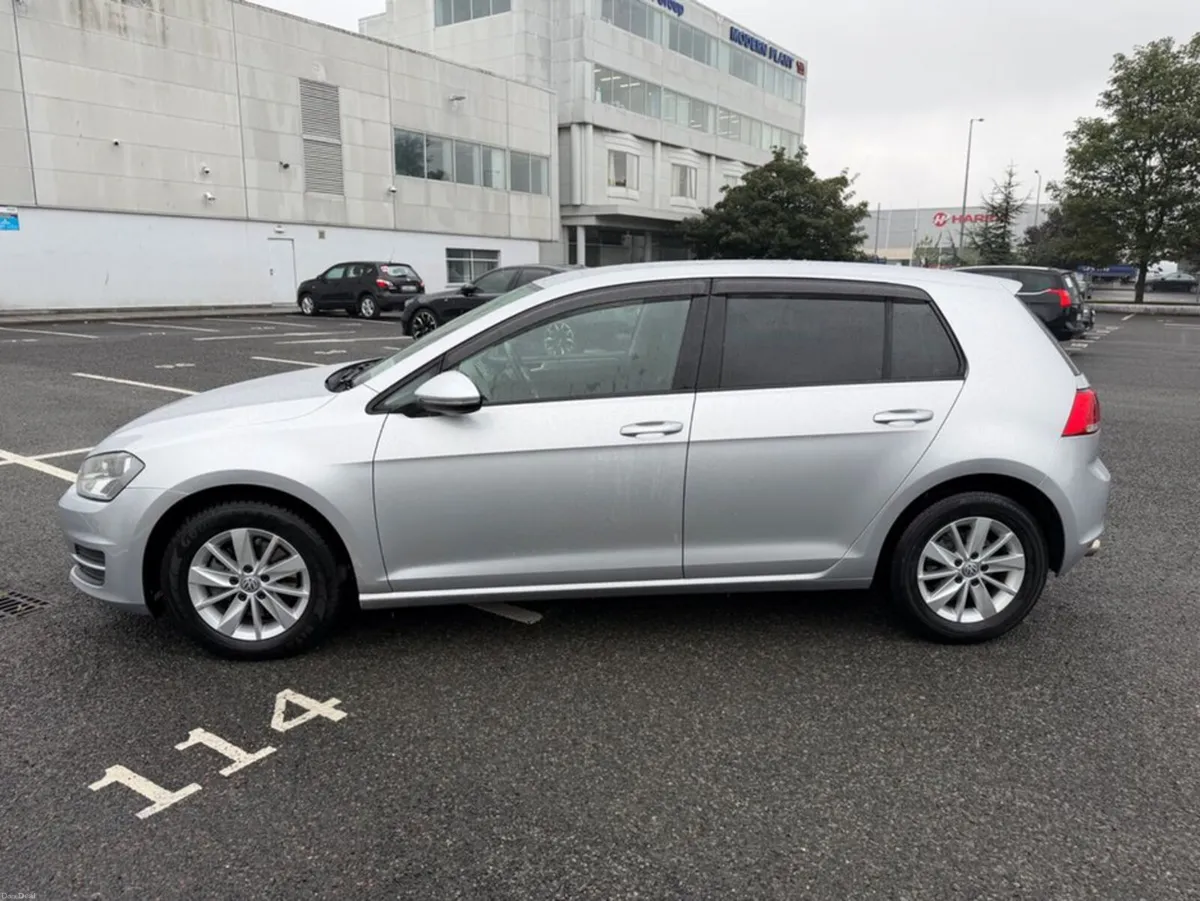 Volkswagen Golf 1.2 TSI, PETROL, AUTOMATIC, LOW MI - Image 6
