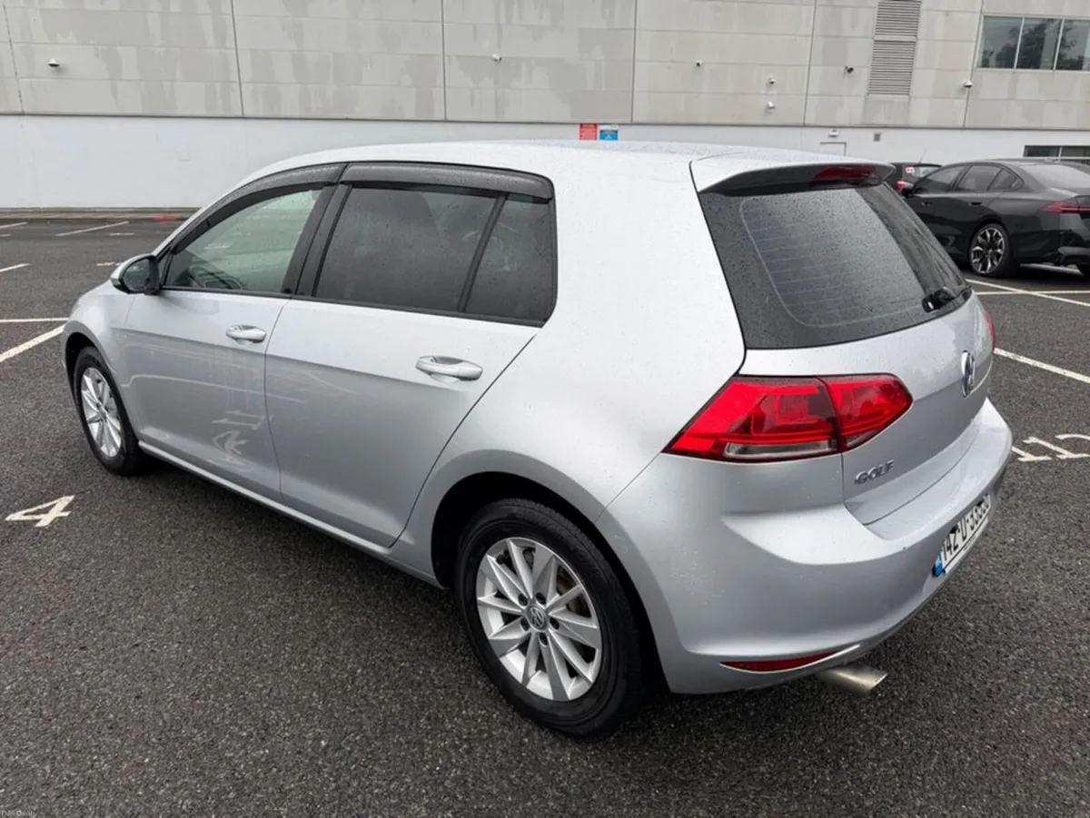 Volkswagen Golf 1.2 TSI, PETROL, AUTOMATIC, LOW MI - Image 5