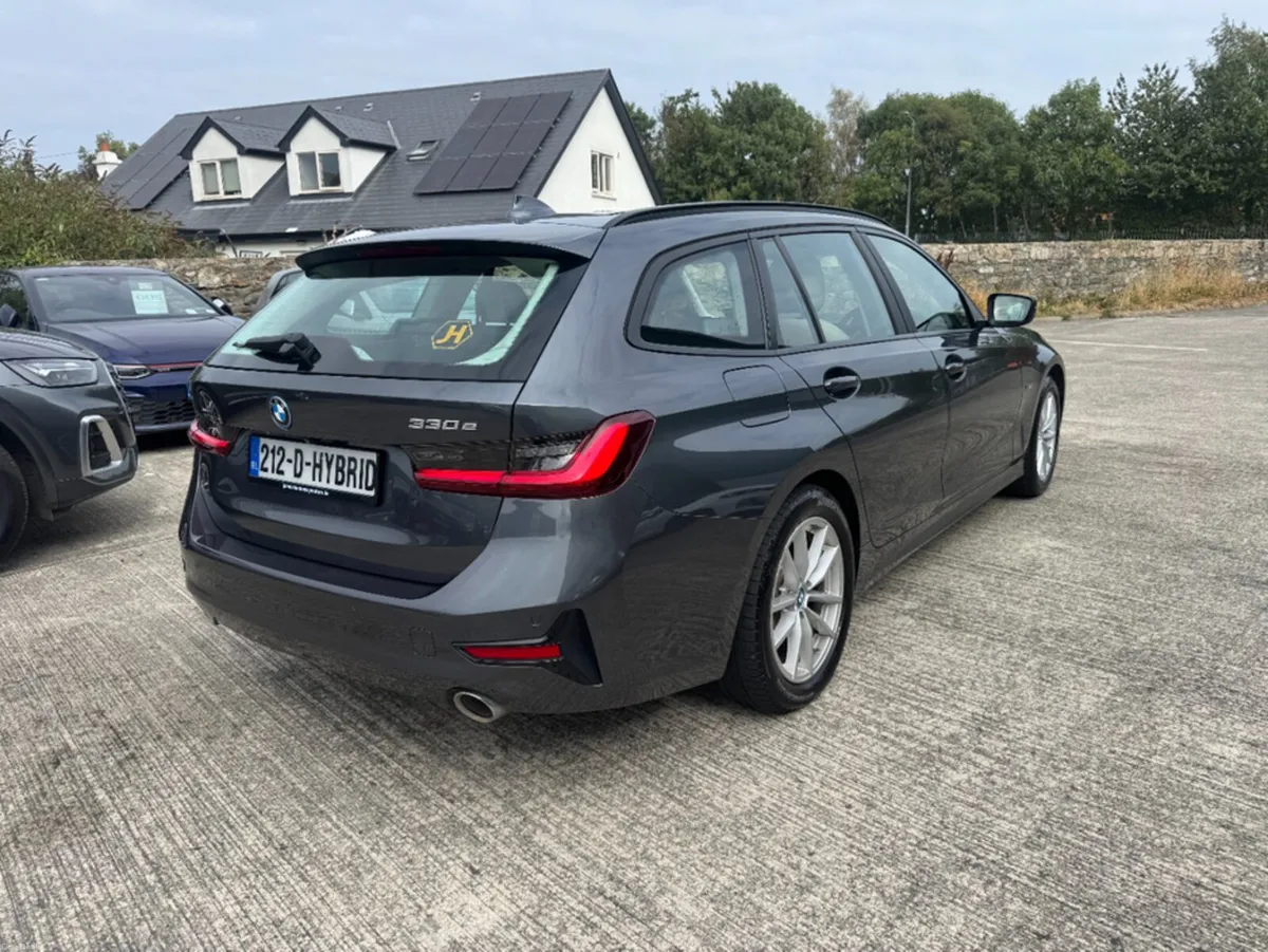 BMW 3-Series 330e SE PRO AUTO - Image 3