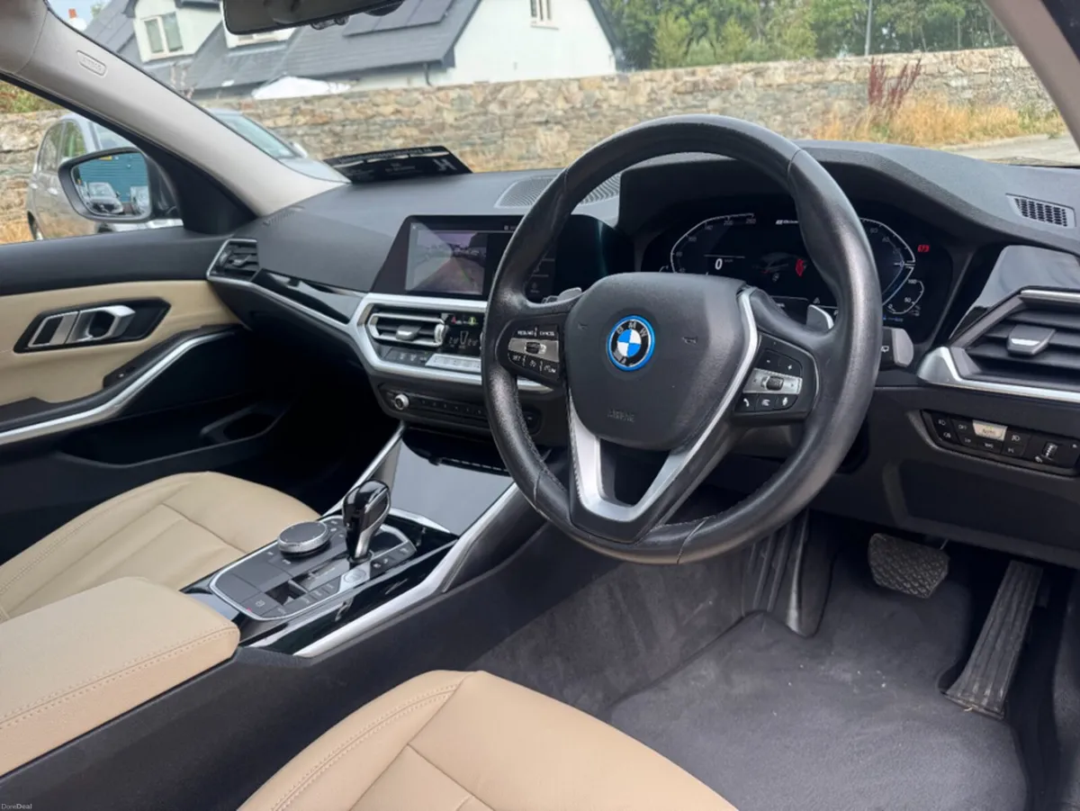 BMW 3-Series 330e SE PRO AUTO - Image 5