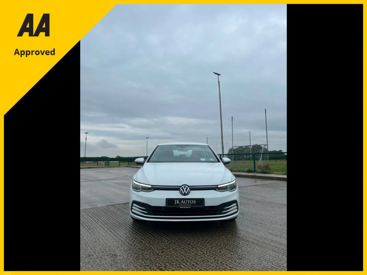 Volkswagen Golf 1.0 TSI 90HP 5DR - Image 4