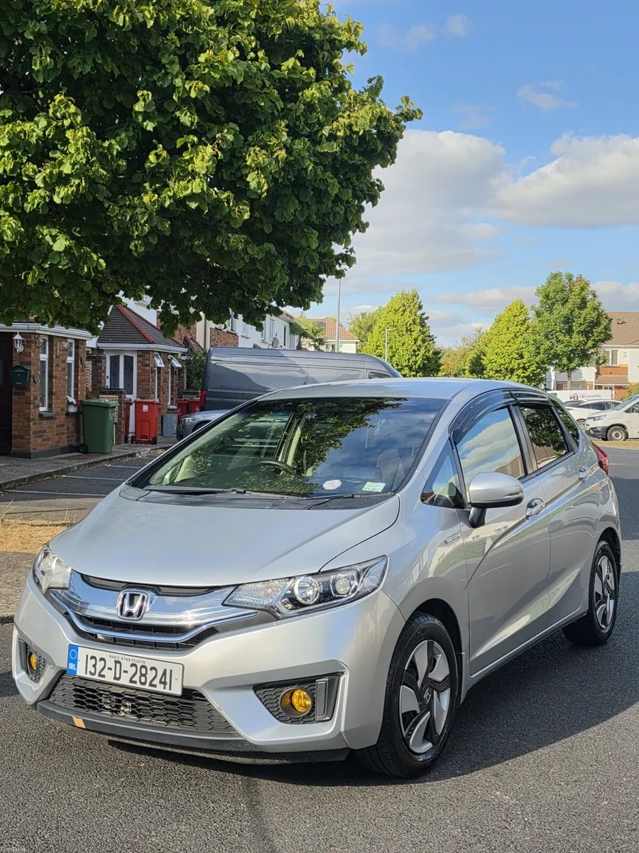 Car - Image 4