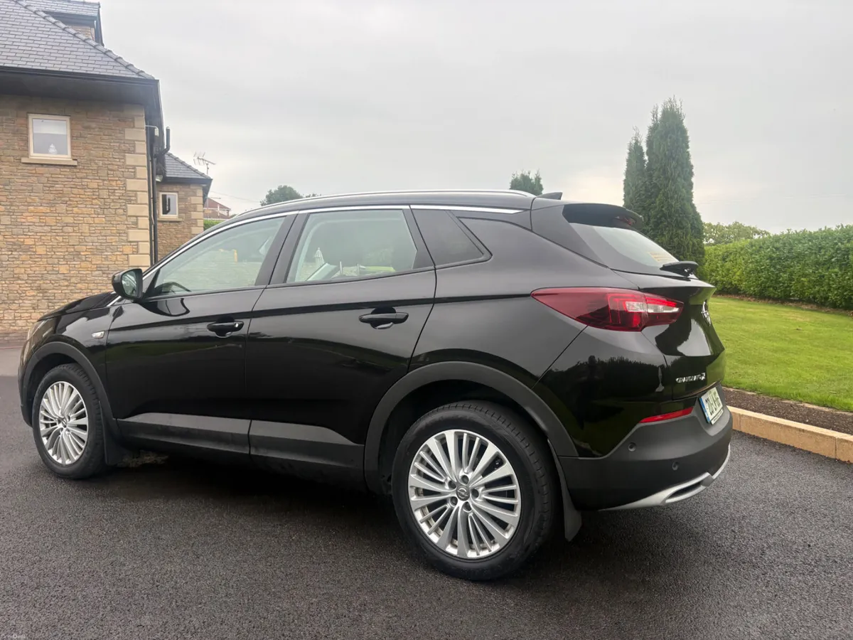 Opel Grandland X 2020 - Image 5