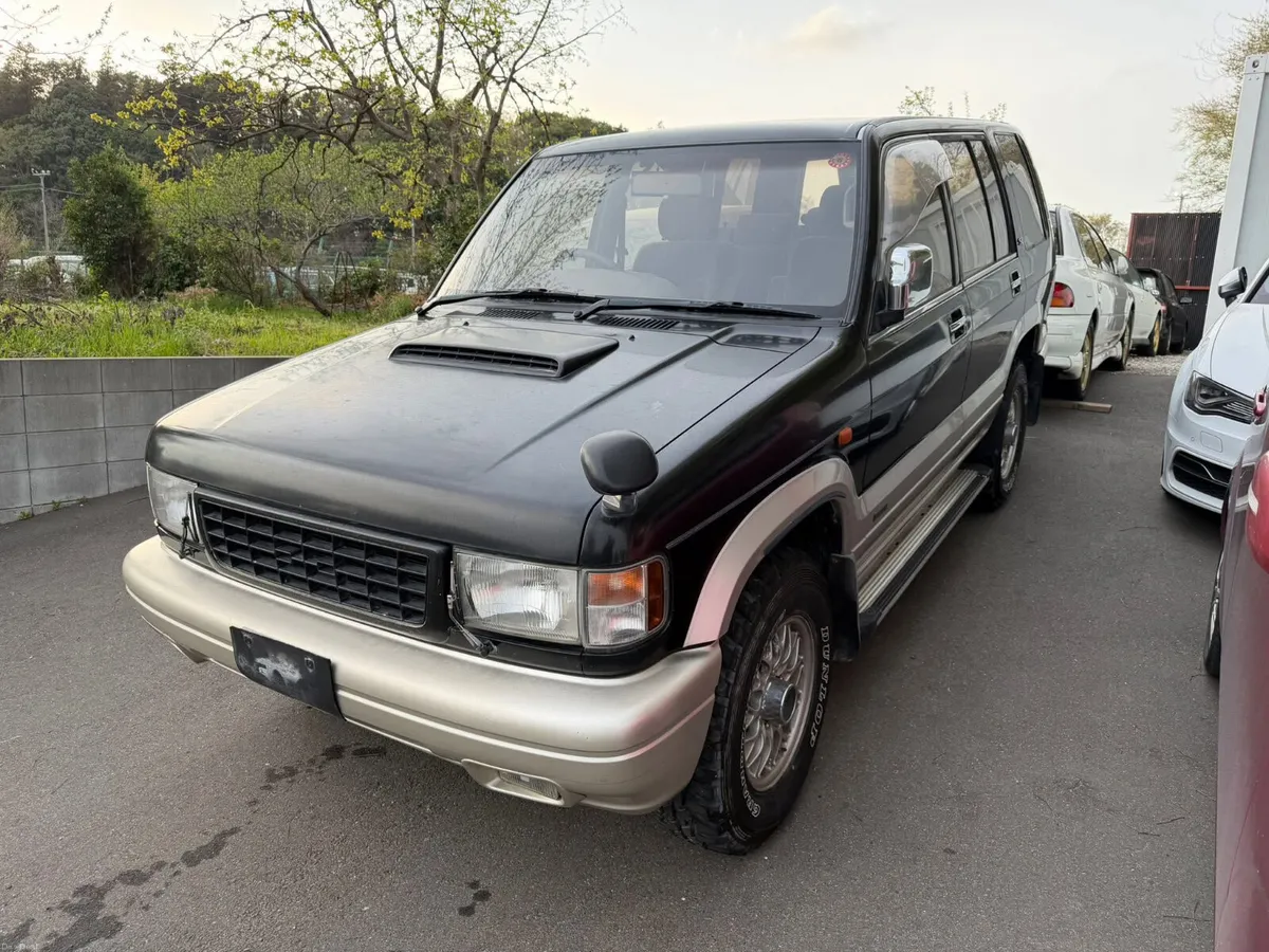 1996 Isuzu Bighorn (Lotus SE 4WD) - Image 1